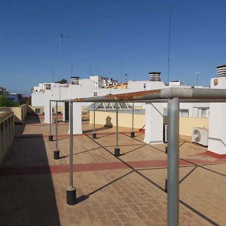 Misterhost San Bernardo Jardines De Murillo Севиля Екстериор снимка